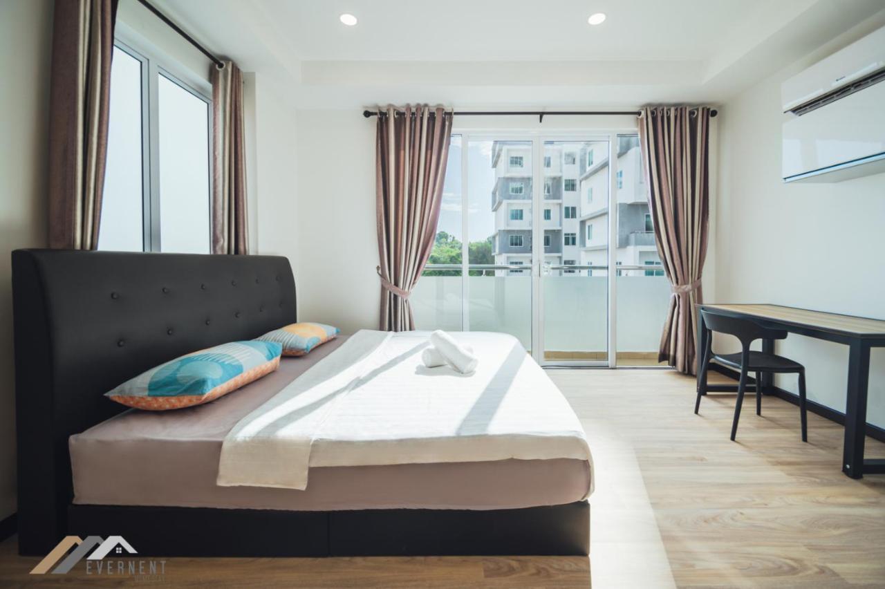 Apartment Serene Heights By Evernent *