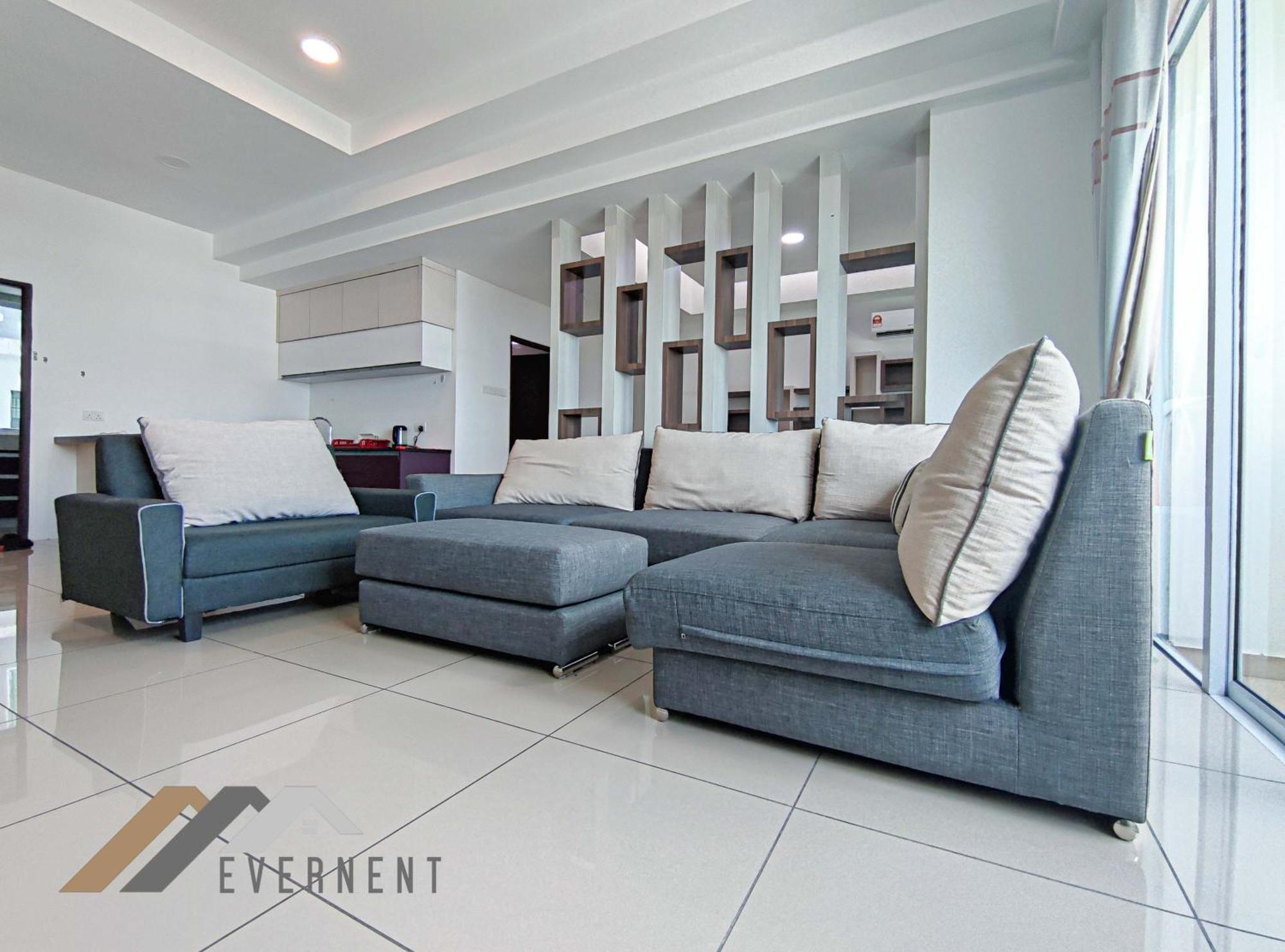 Apartment Serene Heights By Evernent *