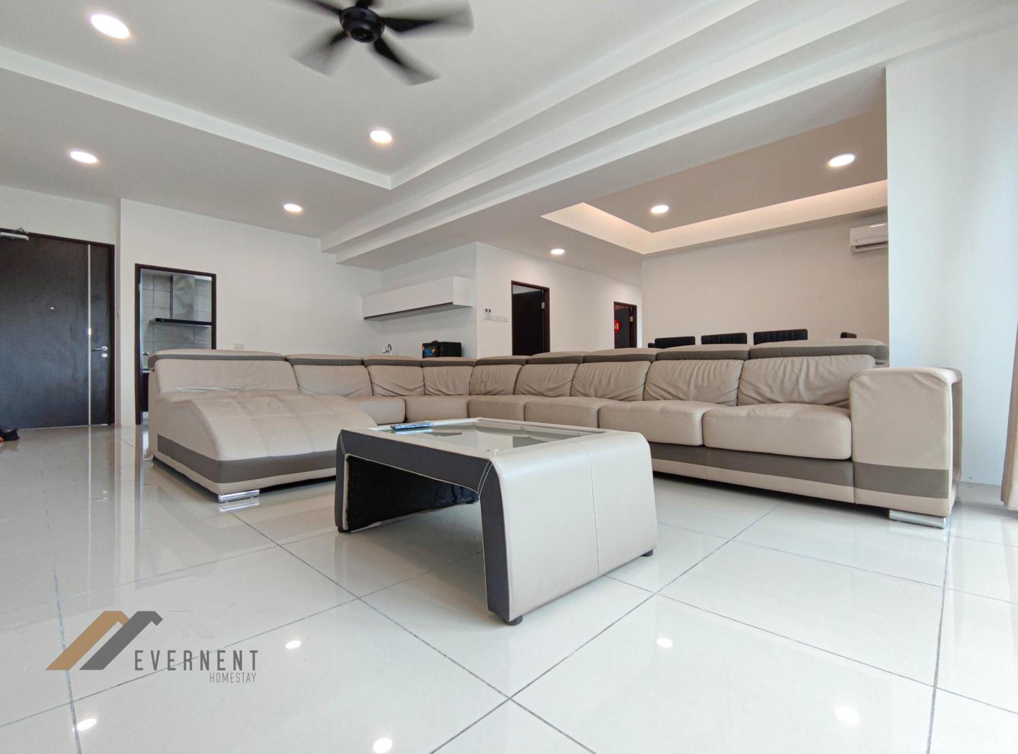 Serene Heights By Evernent Apartment